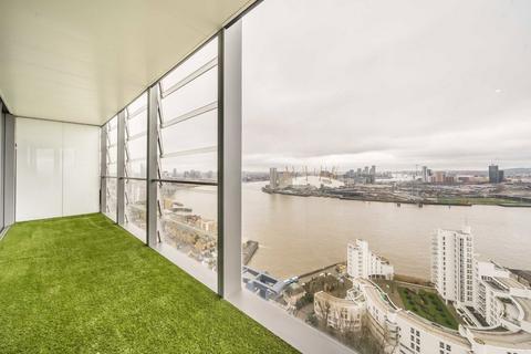 3 bedroom flat to rent, Dollar Bay Place, London E14