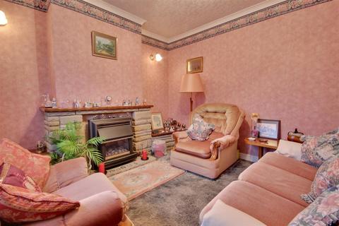 3 bedroom semi-detached house for sale, Crathorne Road, Beverley