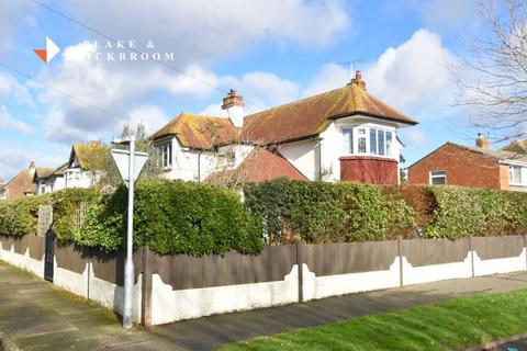 undefined, Lancaster Gardens East, Clacton-on-Sea, CO15 6QJ