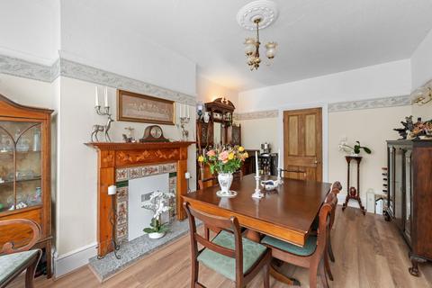 5 bedroom semi-detached house for sale, Dale Road, Purley CR8