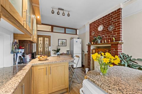 5 bedroom semi-detached house for sale, Dale Road, Purley CR8