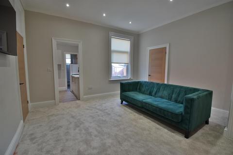 2 bedroom flat for sale, Belle Vue Crescent, South Shields