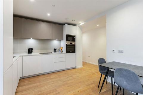 2 bedroom flat for sale, Waterline Way, London SE8
