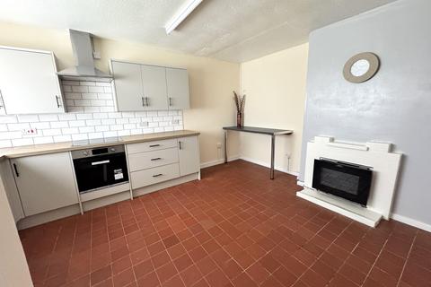 undefined, Flat, Melita, Valley, Caergybi, Ynys Mon
