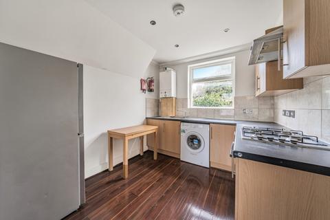 3 bedroom terraced house to rent, Lizban Street, Blackheath, SE3