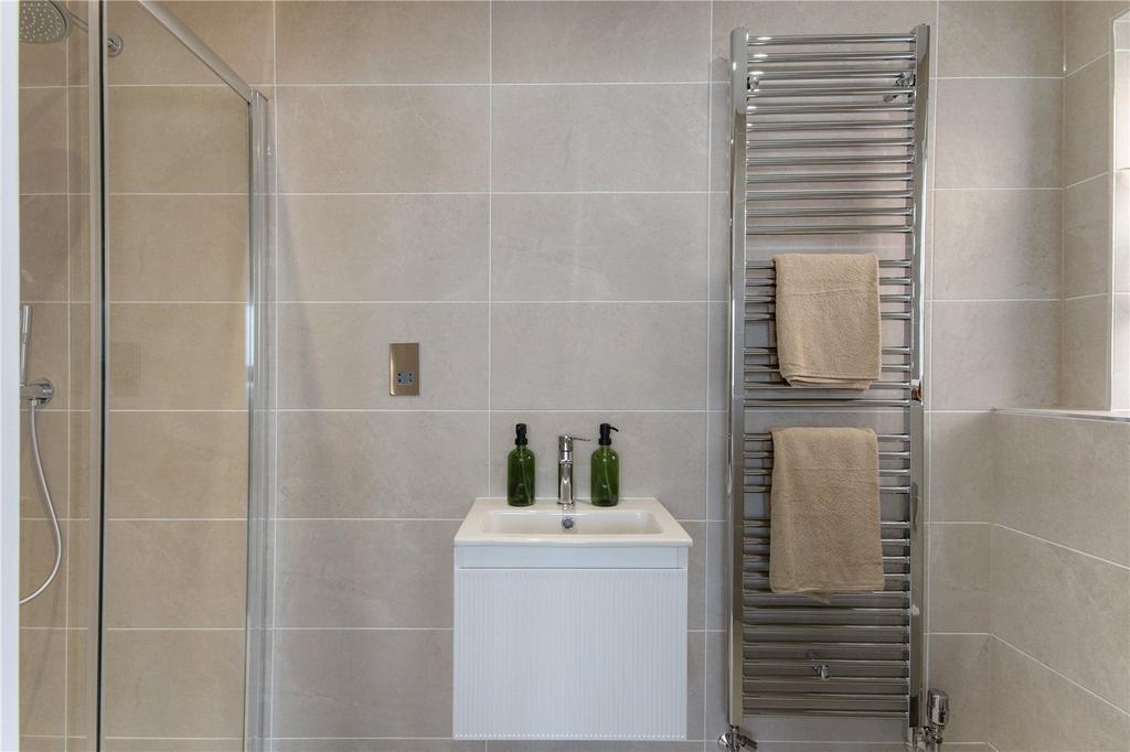 Plot 21 Ensuite