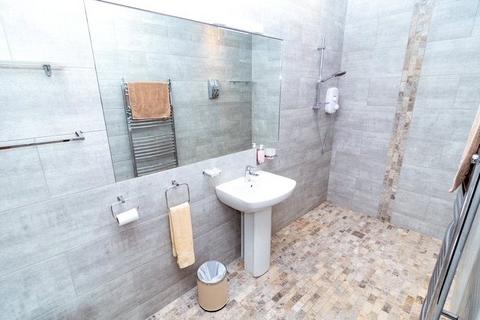 House to rent, Constitution Hill Road, BH14