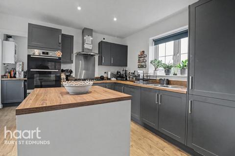 4 bedroom detached house for sale, Procession Way, Elmswell, Bury St Edmunds