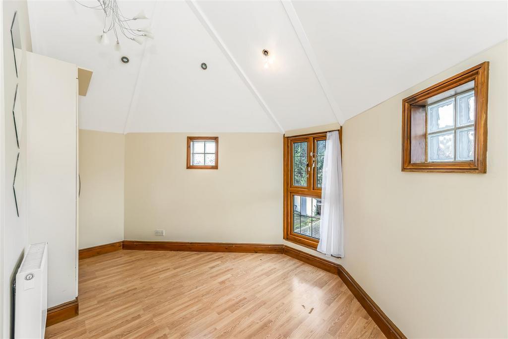 82 Walpole road-7.jpg