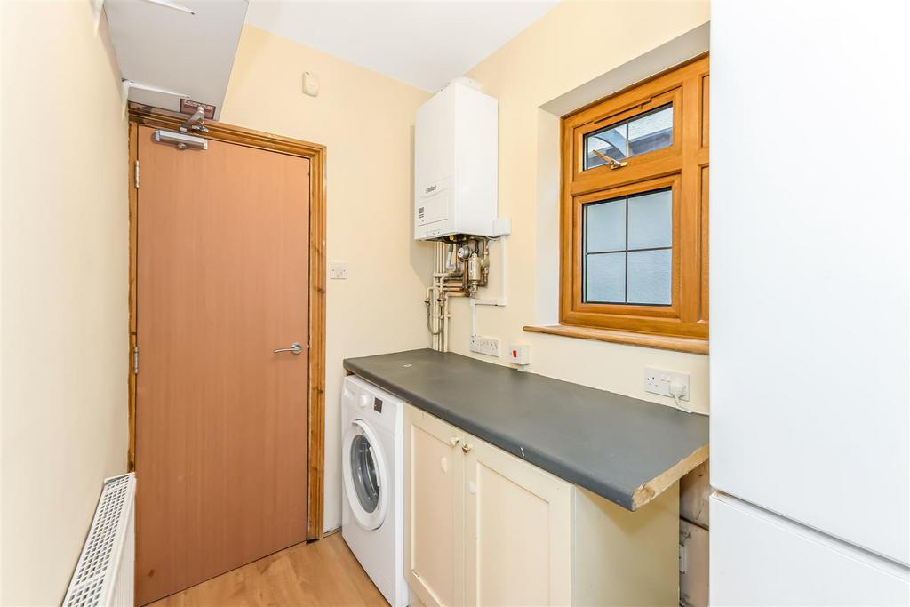 82 Walpole road-16.jpg