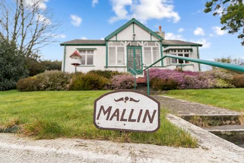 undefined, The Crescent, Isle Of Man IM4