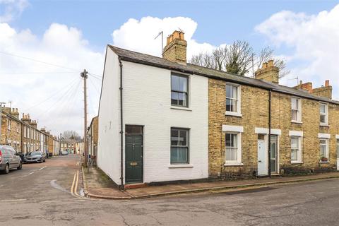 2 bedroom end of terrace house for sale, Mawson Road, Cambridge CB1