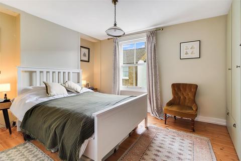 2 bedroom end of terrace house for sale, Mawson Road, Cambridge CB1