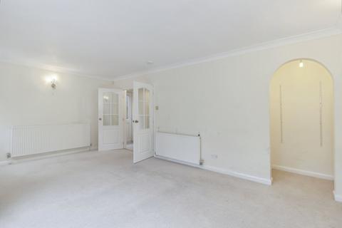 4 bedroom detached house for sale, Dovedale Road, Leicester LE2