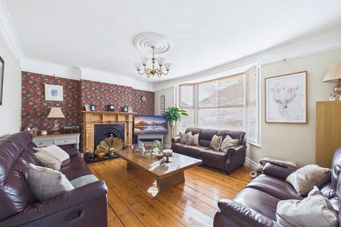 4 bedroom end of terrace house for sale, St. Pauls Road, Paignton