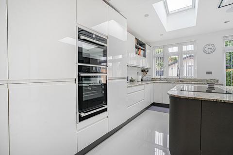 undefined, Pembroke Avenue, Enfield