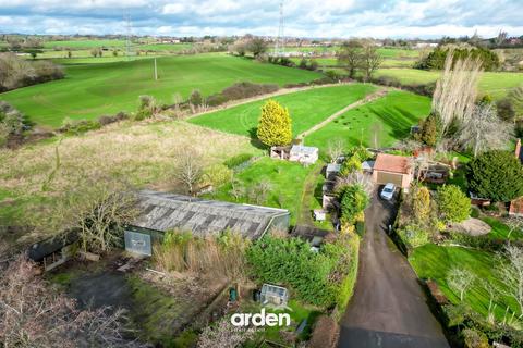 undefined, Worcester Road, Upton Warren, B61