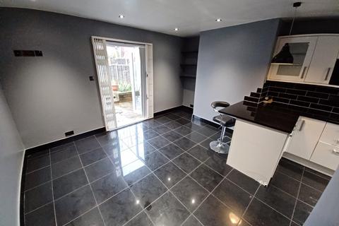 undefined, Hollin Park Terrace, Leeds, West Yorkshire, LS8