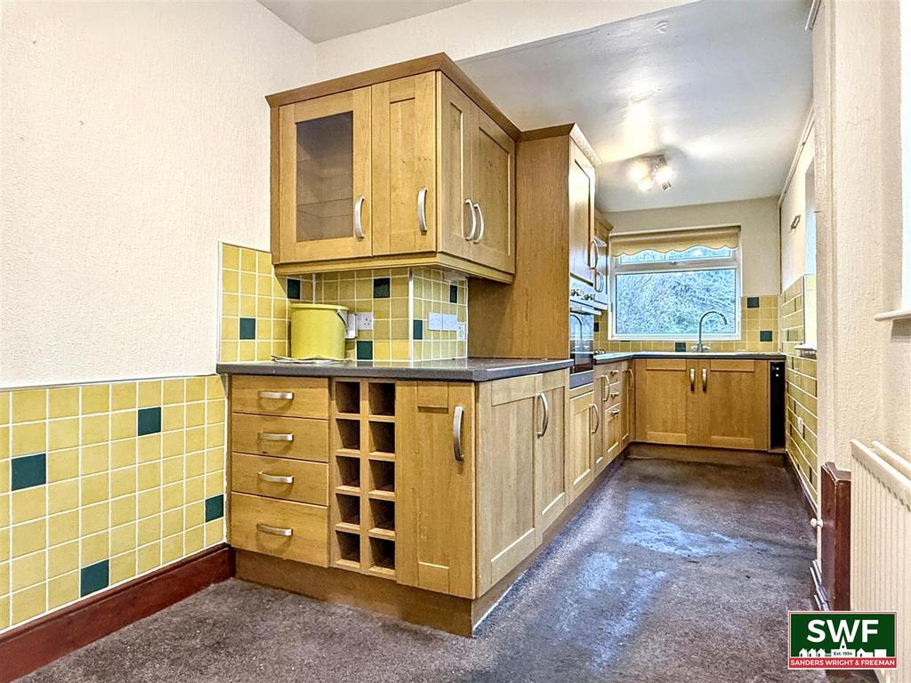 Dining kitchen