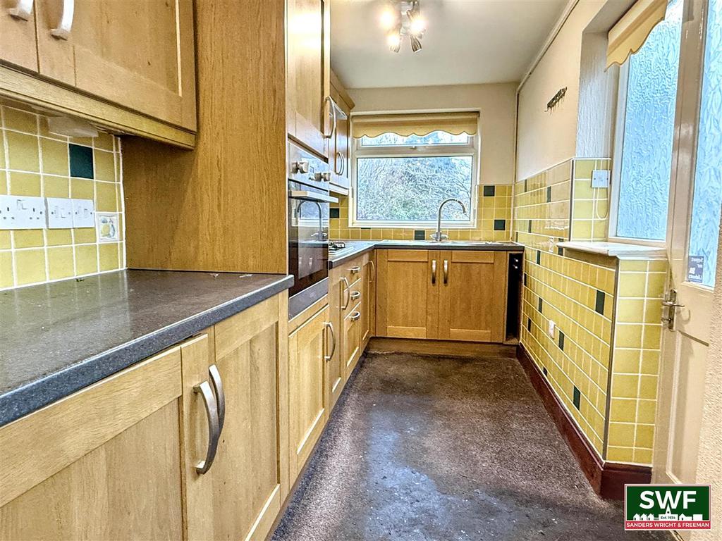 Dining kitchen