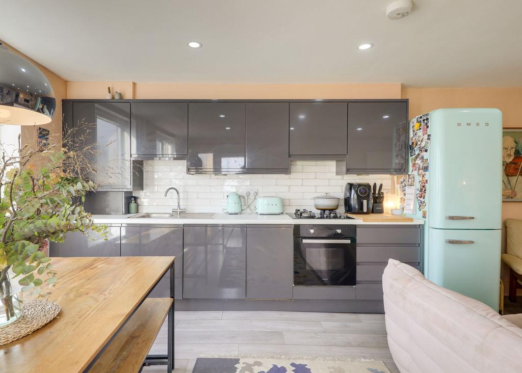 Open Plan Lounge & Kitchen