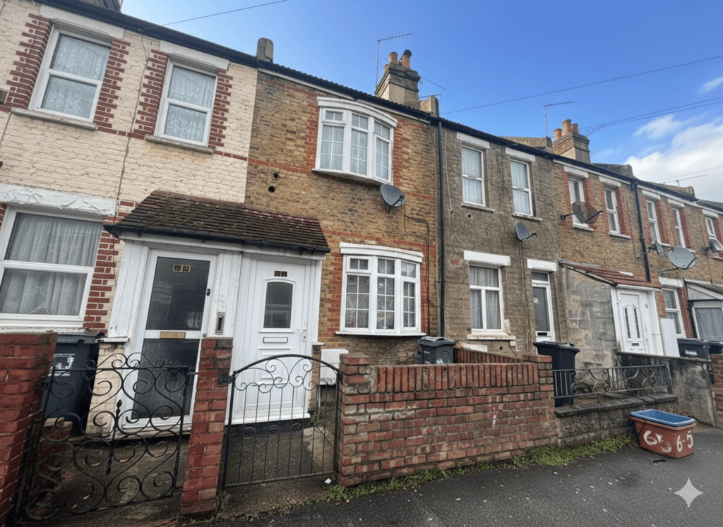 Terraced house for sale Myrtle Road, Hounslow TW3
