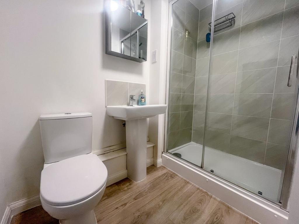 Ensuite