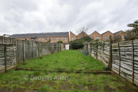 2 bedroom terraced house for sale, Turnage Road, Dagenham RM8