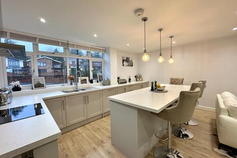 4 bedroom semi-detached bungalow for sale, Littleworth Road, Cannock WS12