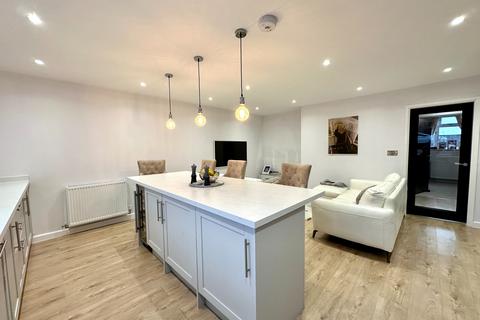 4 bedroom semi-detached bungalow for sale, Littleworth Road, Cannock WS12