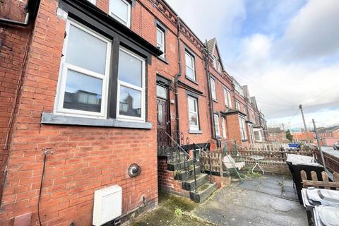 undefined, Fairford Terrace, Leeds, West Yorkshire, LS11