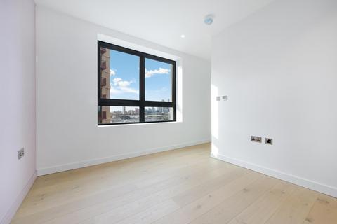 Studio to rent, Peninsula Gardens, Greenwich Peninsula, London SE10