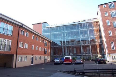 2 bedroom apartment to rent, The Royal Salford