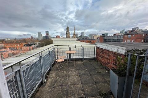 2 bedroom apartment to rent, The Royal Salford