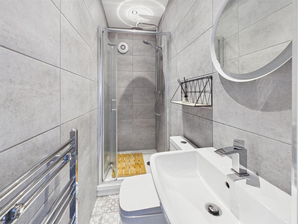 Shower.jpg