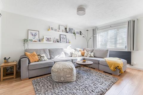 3 bedroom end of terrace house for sale, Robinsons Close, Eye IP23