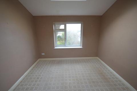 undefined, Tregullan, Illogan