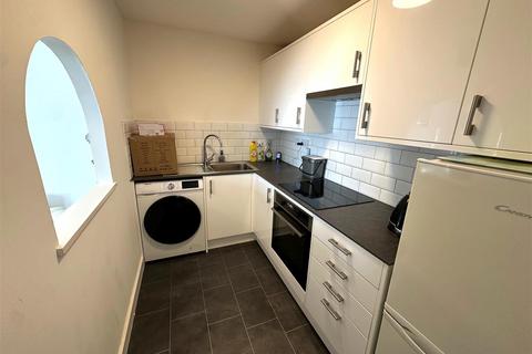 1 bedroom flat to rent, Hagden Lane, Watford WD18