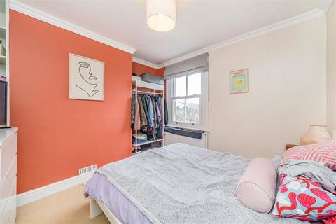undefined, Stanley Road, Teddington TW11
