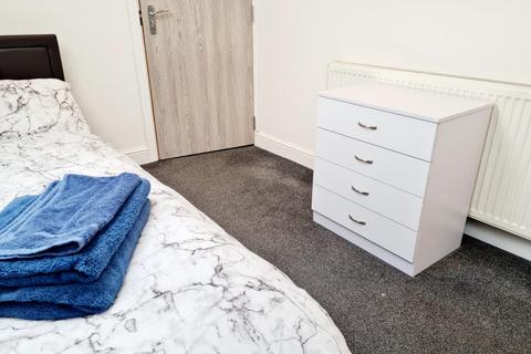 Leavesden Road, Watford WD24