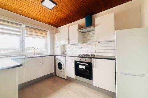 undefined, Pentland Avenue, Linwood, Renfrewshire, PA3