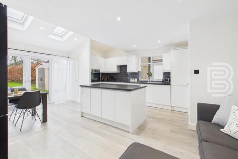 3 bedroom semi-detached house for sale, Percival Road, Rugby CV22