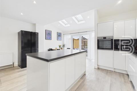 3 bedroom semi-detached house for sale, Percival Road, Rugby CV22