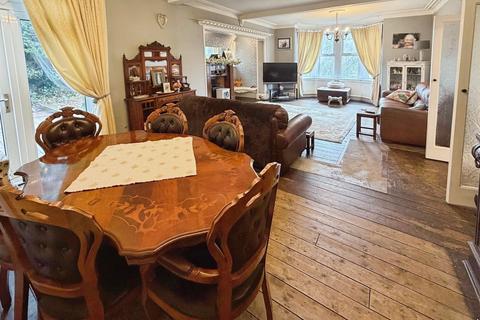 5 bedroom detached house for sale, Cwmavon Road, Pontypool NP4