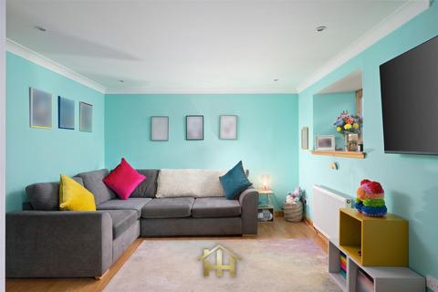 undefined, North Balmossie Street, Dundee DD5