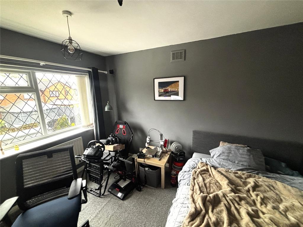 2nd Bedroom