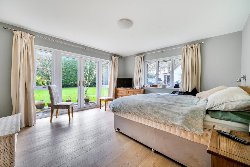The Lodge Bedroom 1 - 45