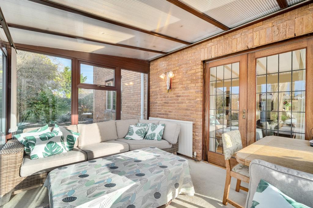 Garden Room 12