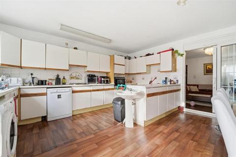 3 bedroom semi-detached house for sale, Croyde Avenue, Hayes