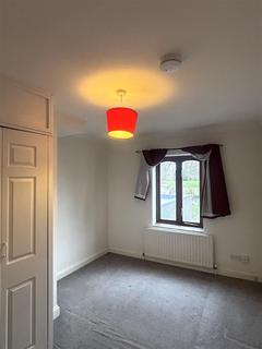 undefined, Morley Road, Farnham GU9